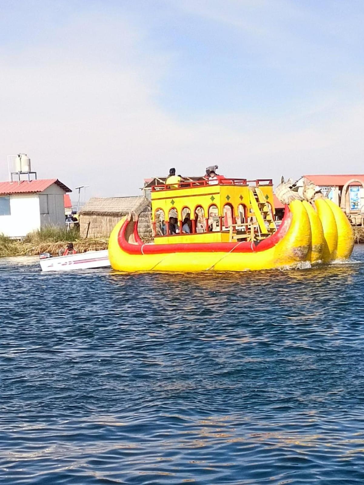 Hostal Vista Al Lago Titicaca 普诺 外观 照片