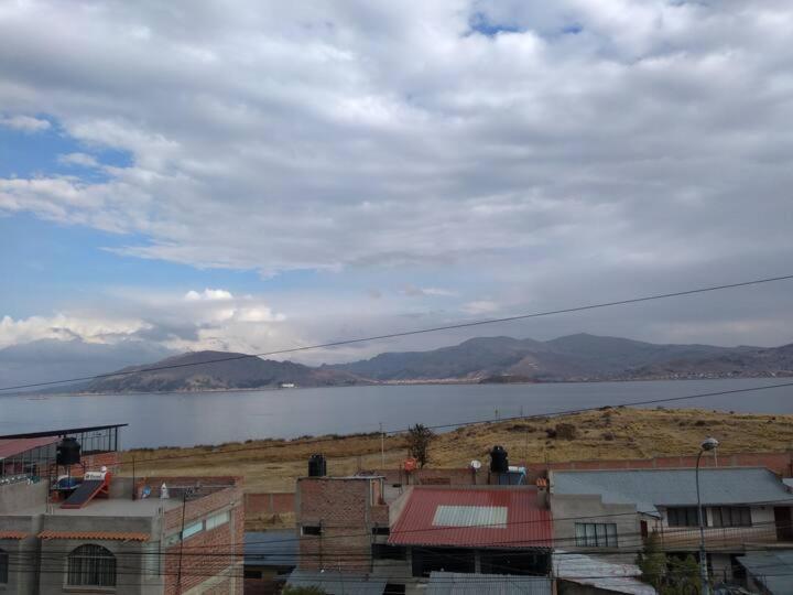Hostal Vista Al Lago Titicaca 普诺 外观 照片