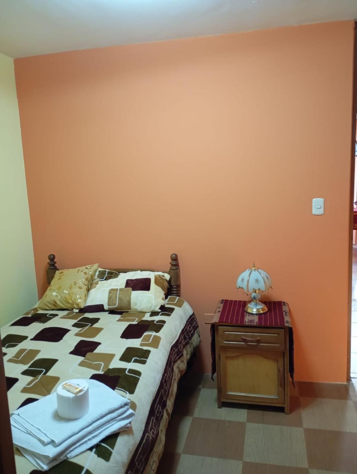 Hostal Vista Al Lago Titicaca 普诺 外观 照片